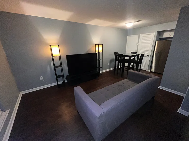 2494 Etiwan Ave #L4 — Photo 11