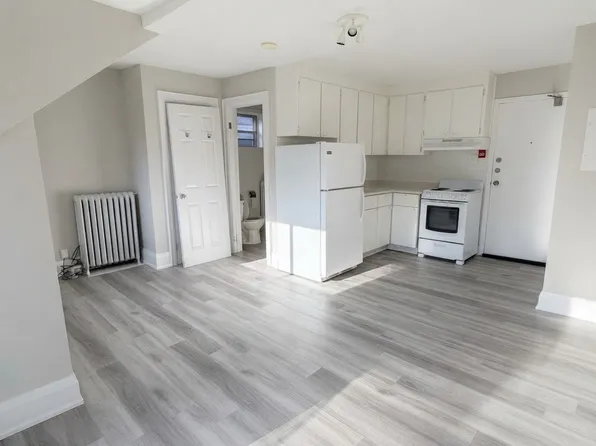 415 Brunswick Ave #7, Toronto, ON M5R 2Z2