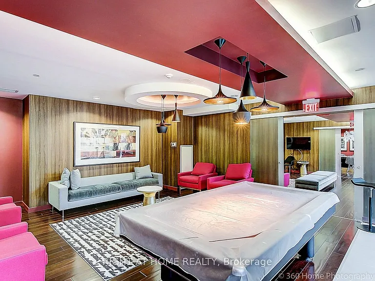 105 George St #312 — Photo 31