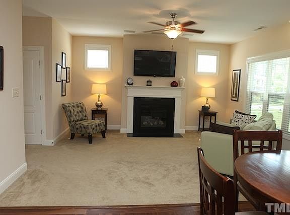 5th image of 641 Lake Artesia Ln