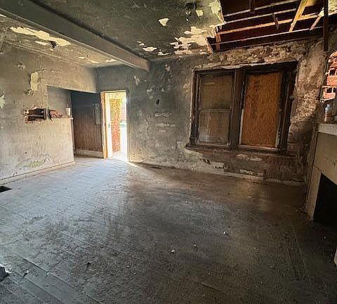 4th image of 2918 N Euclid Ave