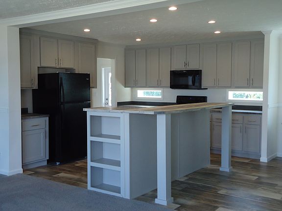 4th image of 5721 Waycross Dr #5721