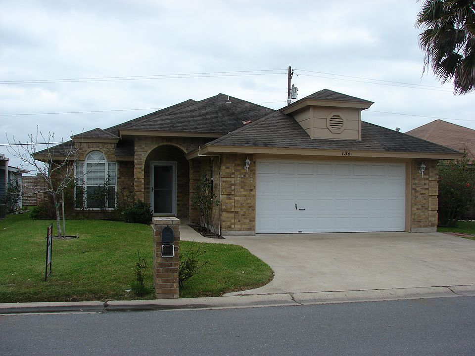 1st image of 136 Willow Cir