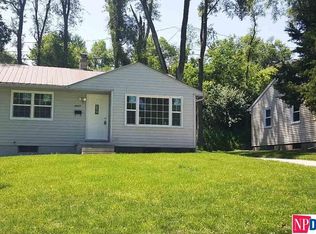 4455 Jaynes St, Omaha, NE 68111