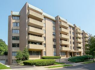 1 Euclid Ave APT 3B, Summit, NJ 07901