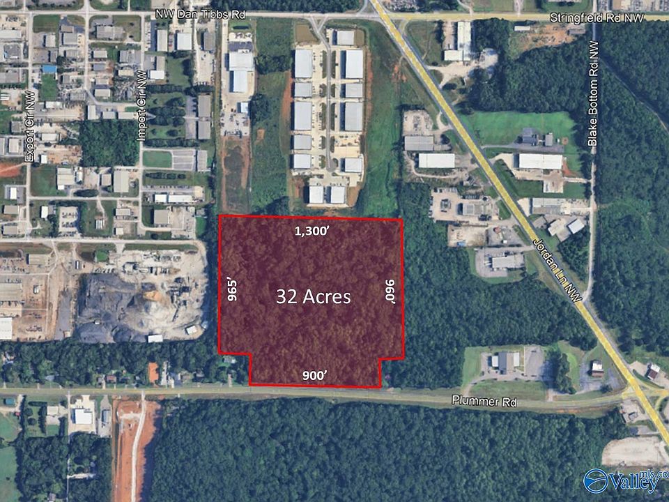 2nd image of 319 Plummer Rd NW