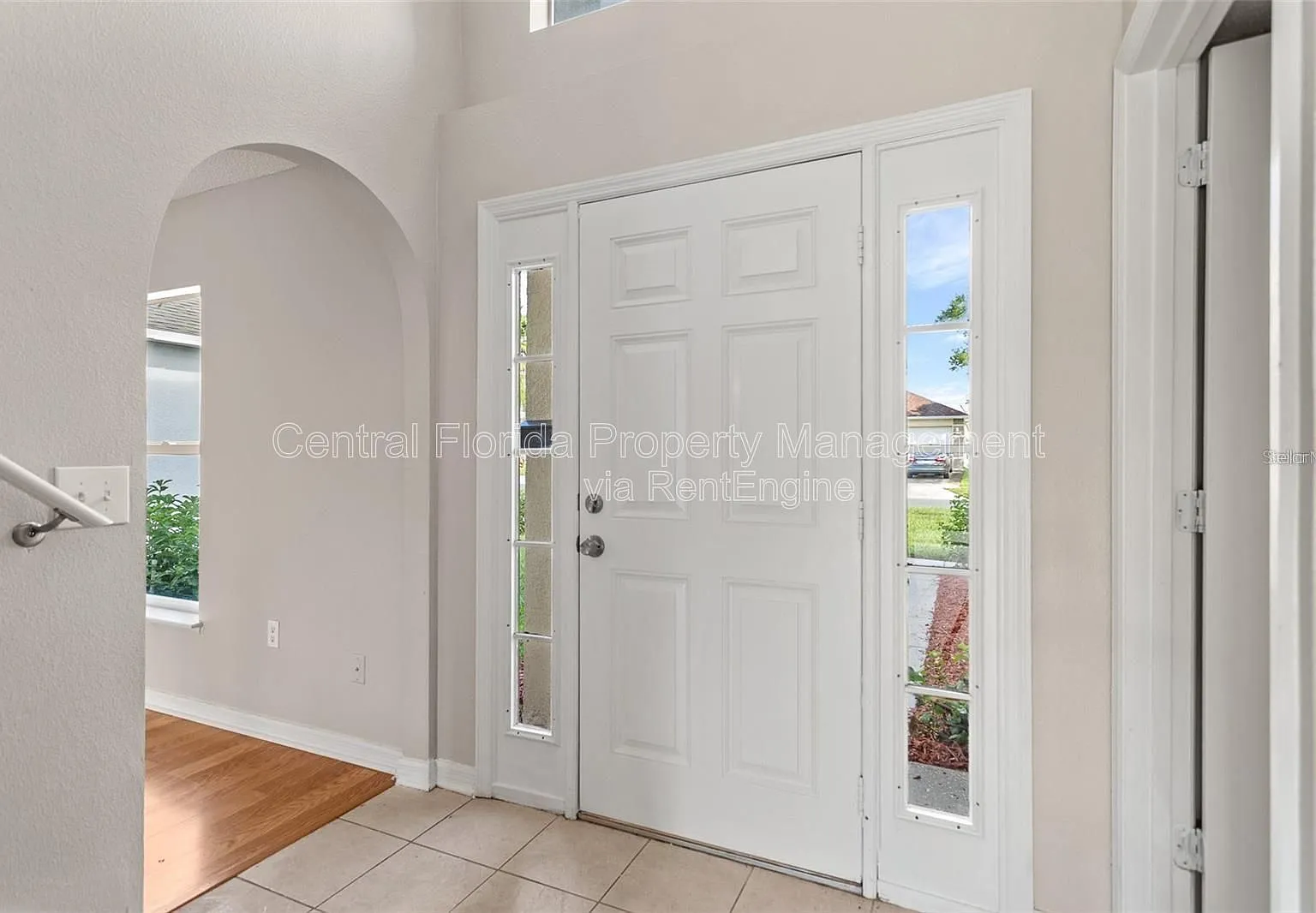 5 bed, 2.5 bath, 2222 sqft, $2,699 — Photo 3