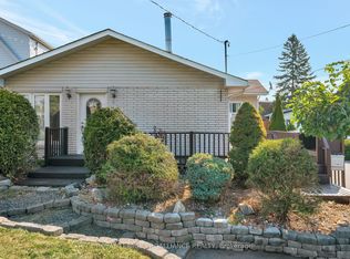 317 Sidney St, Quinte West, ON K8V 2V1