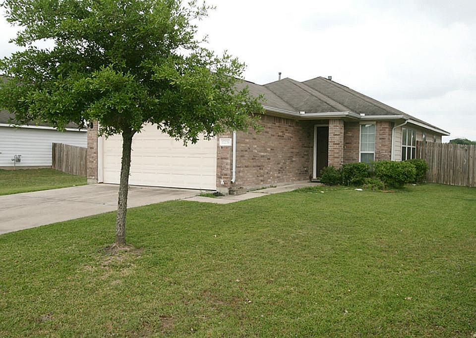 1st image of 17226 Hawks Landing Dr