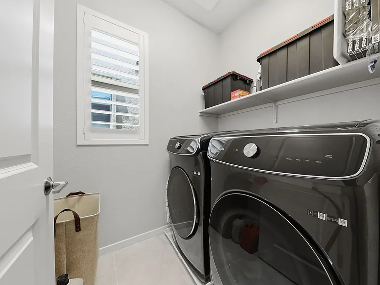 11824 Pelican Butte Ave — Photo 19