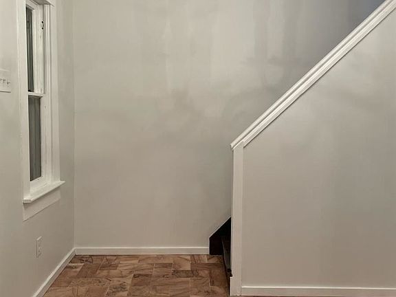 3rd image of 3424 Louisiana Ave