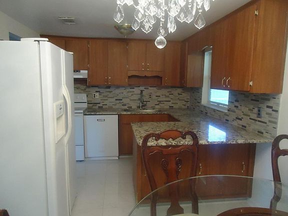 4th image of 5646 Hillman Dr