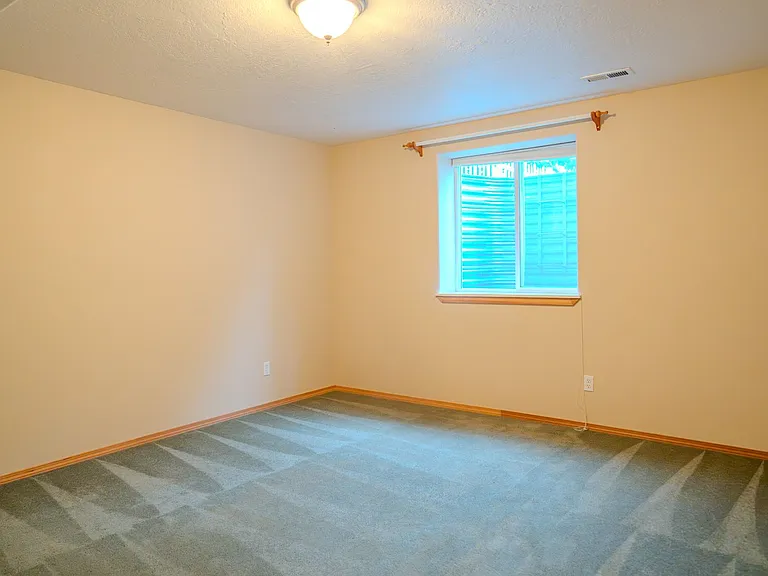 217 S Coho Rd — Photo 23