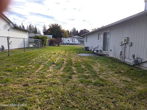 4th image of 302 W 12th Ave