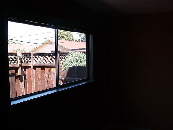5th image of 1341 Branham Ln