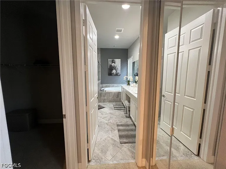 11624 Stonecreek Cir — Photo 11