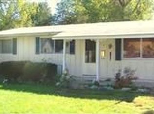 306 SW 5th St, Aledo, IL 61231