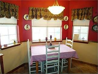 4th image of 1315 Tan Tara Cir