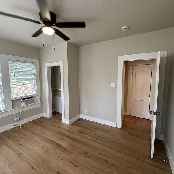 1811 McKinley Ave — Photo 10