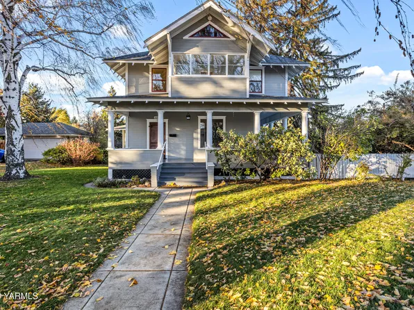 2207 Barge St, Yakima, WA 98902