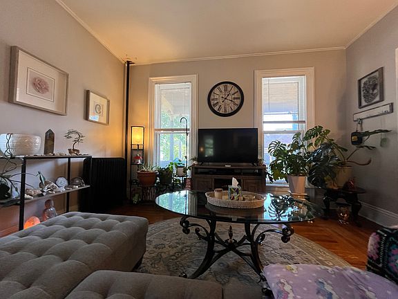 2nd image of 211 Union Ave NE APT 1