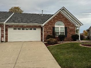 1228 Blakely Dr, Greenwood, IN