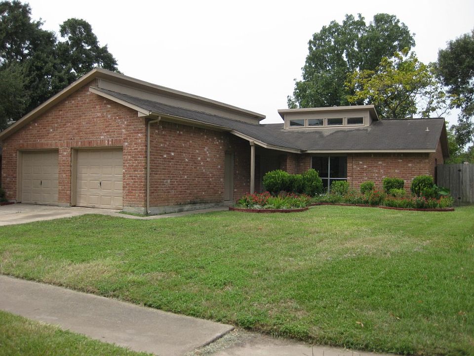 1st image of 6847 Drewlaine Fields Ln