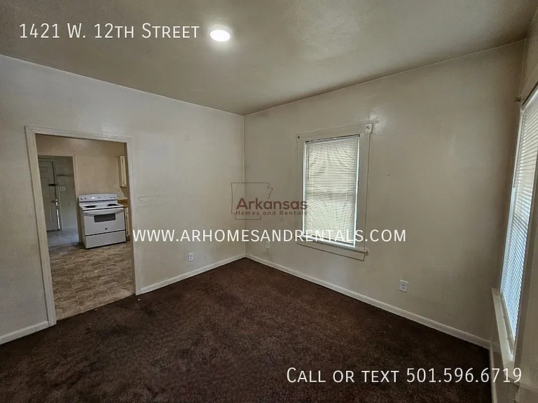 1421 W 12th St — Photo 24