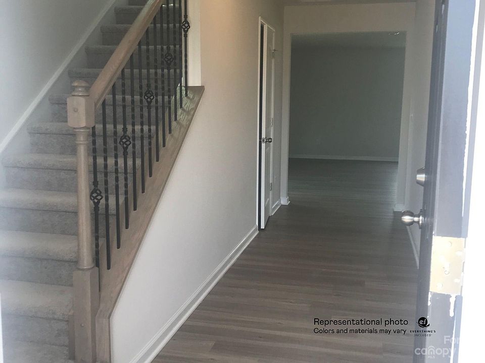2nd image of 2171 Trollinger Dr #202