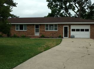 102 Ranch Dr, Elizabeth City, NC 27909