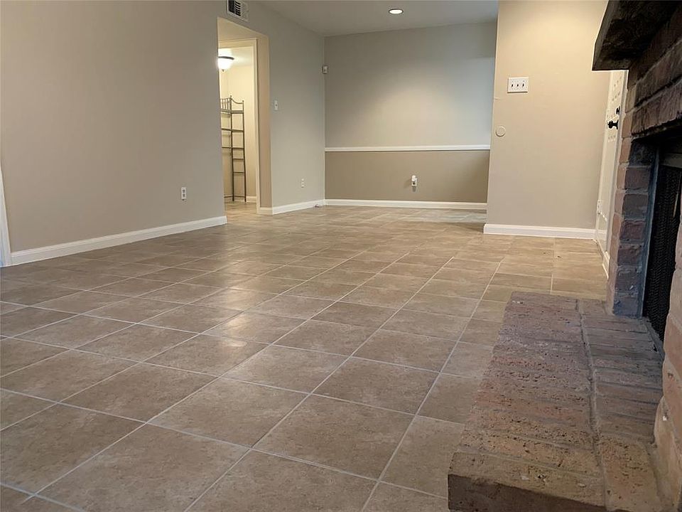 1st image of 2120 Wilcrest Dr APT 119
