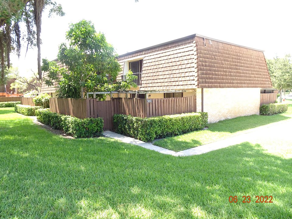 1st image of 1814 18th Ln #90B