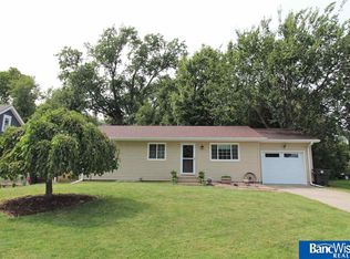 2135 S 38th St, Lincoln, NE 68506