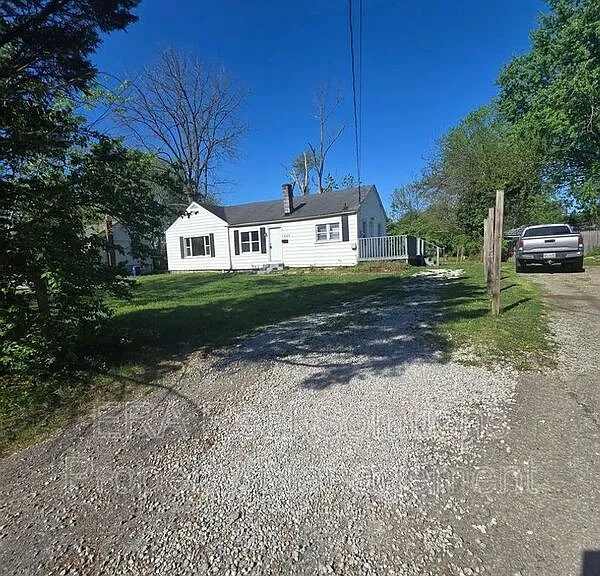 1665 Elaine Rd — Photo 17