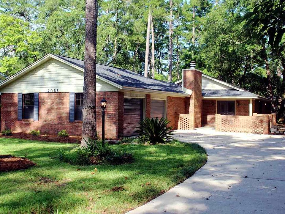 1st image of 2088 Greenwood Dr