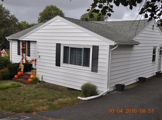 20 Gateway Ln, Lynn, MA 01905