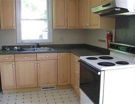 2nd image of 1193 Debruce Rd