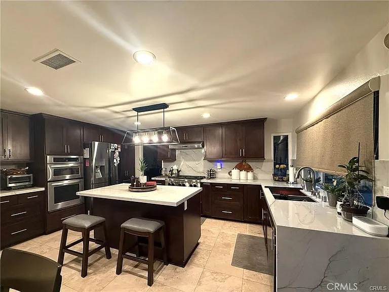 548 Sycamore Ave — Photo 5