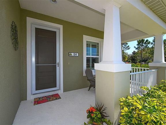 2nd image of 104 Avens Dr