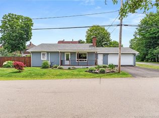 28 Lowell St, Sussex, NB E4E1Y5
