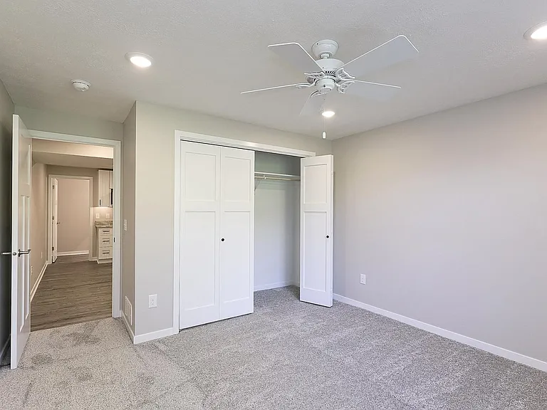 8334 Broken Ridge Dr — Photo 24
