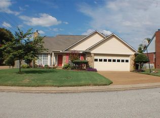 7 Autumn Leaf Cv, Jackson, TN 38305