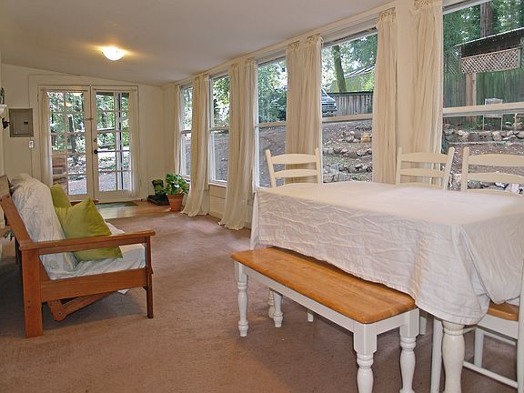 3rd image of 143 McKinley Ave
