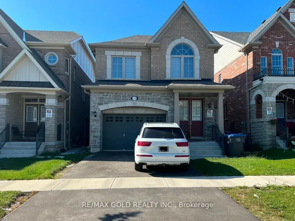 140 Finegan Cir, Brampton, ON L7A 4Z9