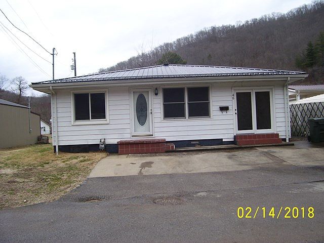 1st image of 46 N Evergreen Ln
