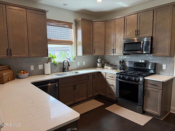 5th image of 14837 Saddle Horn Dr