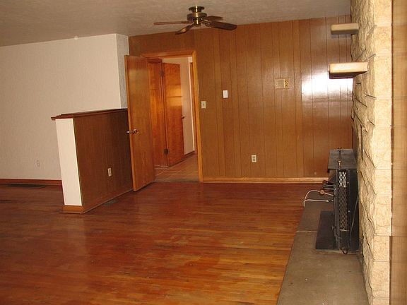 2nd image of 157 Township Road 1107