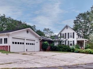 212 Lottie Ln, Chesnee, SC 29323