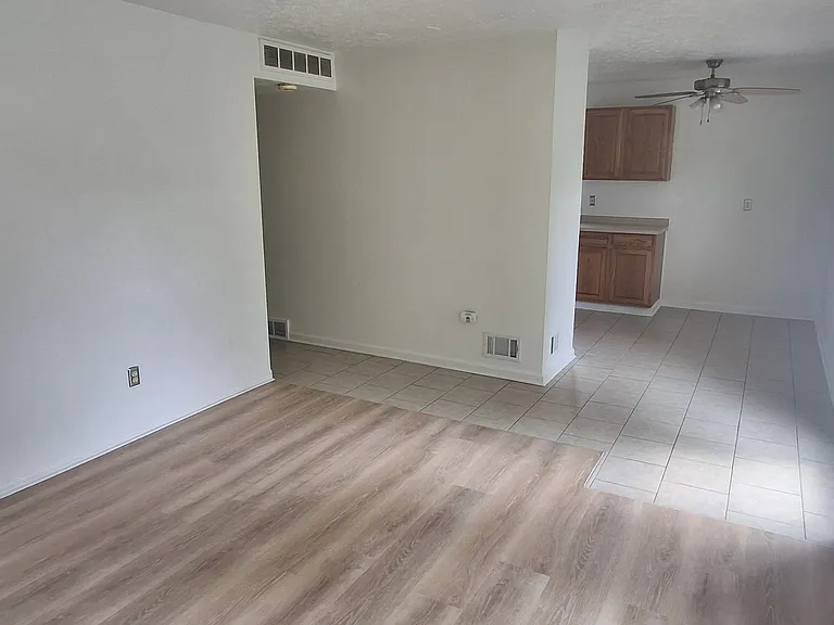 113 E Princeton Ave — Photo 5