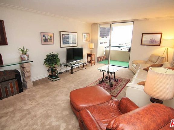 3rd image of 600 W 9th St APT 906